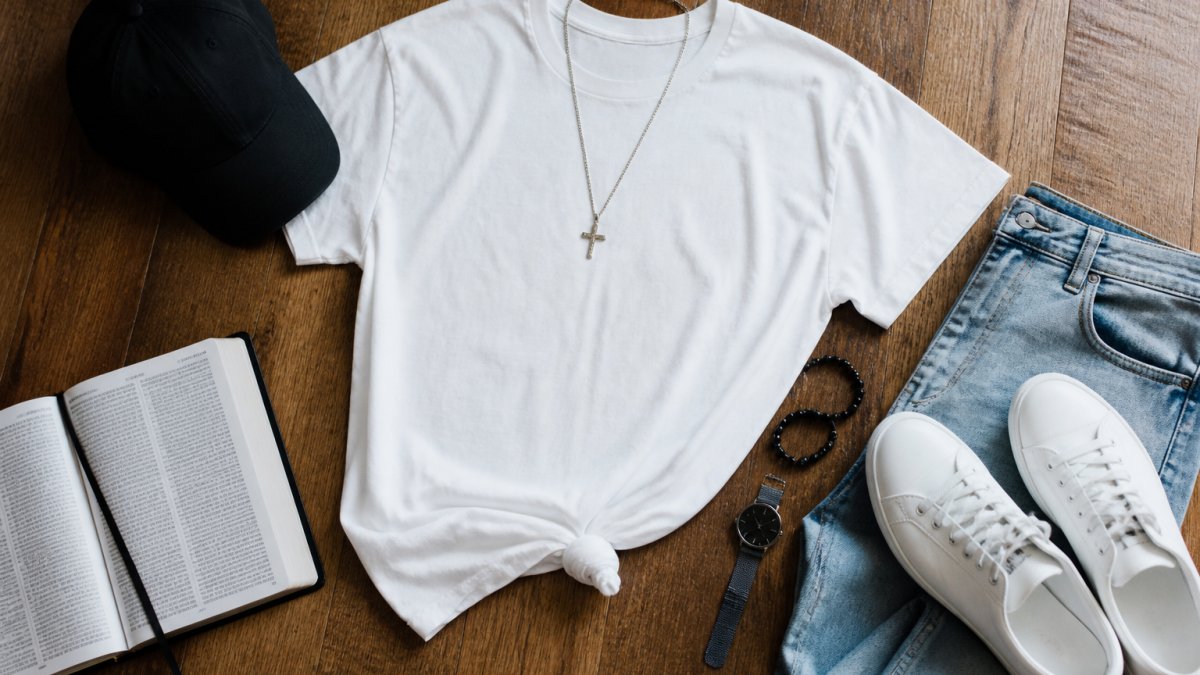 Accessorizing Christian Graphic Tees: A Style Guide